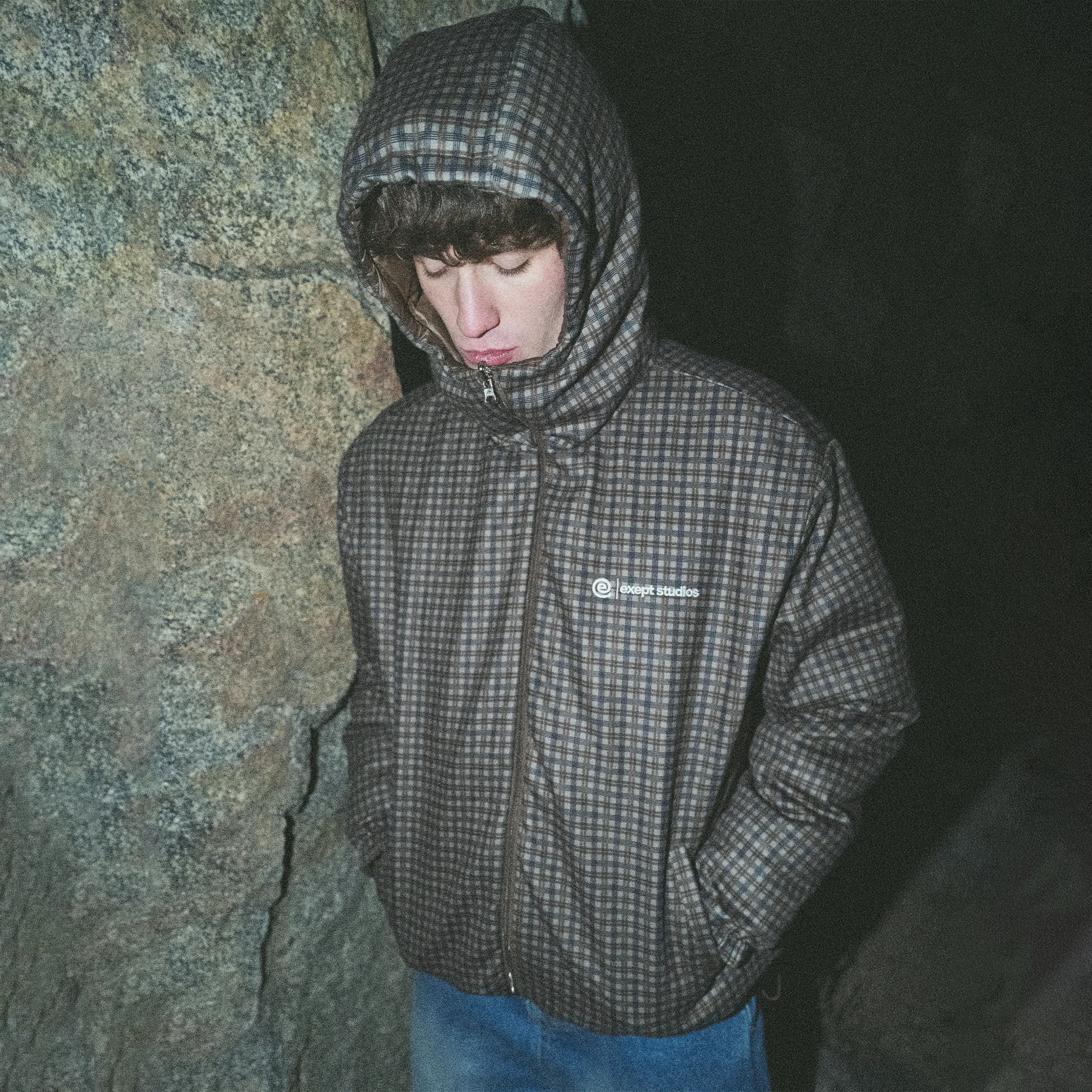 "summit" reversible puffer (brown) - Image 5